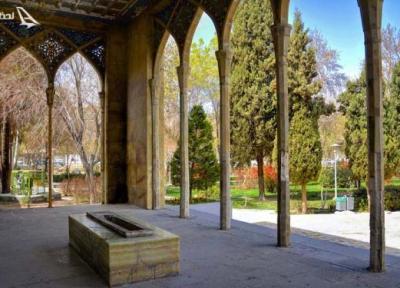 آشنایی با آرامگاه صائب تبریزی